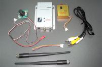 900MHZ 800mW �������/���������� � 1/3-�������� CCD ������� *520 PAL